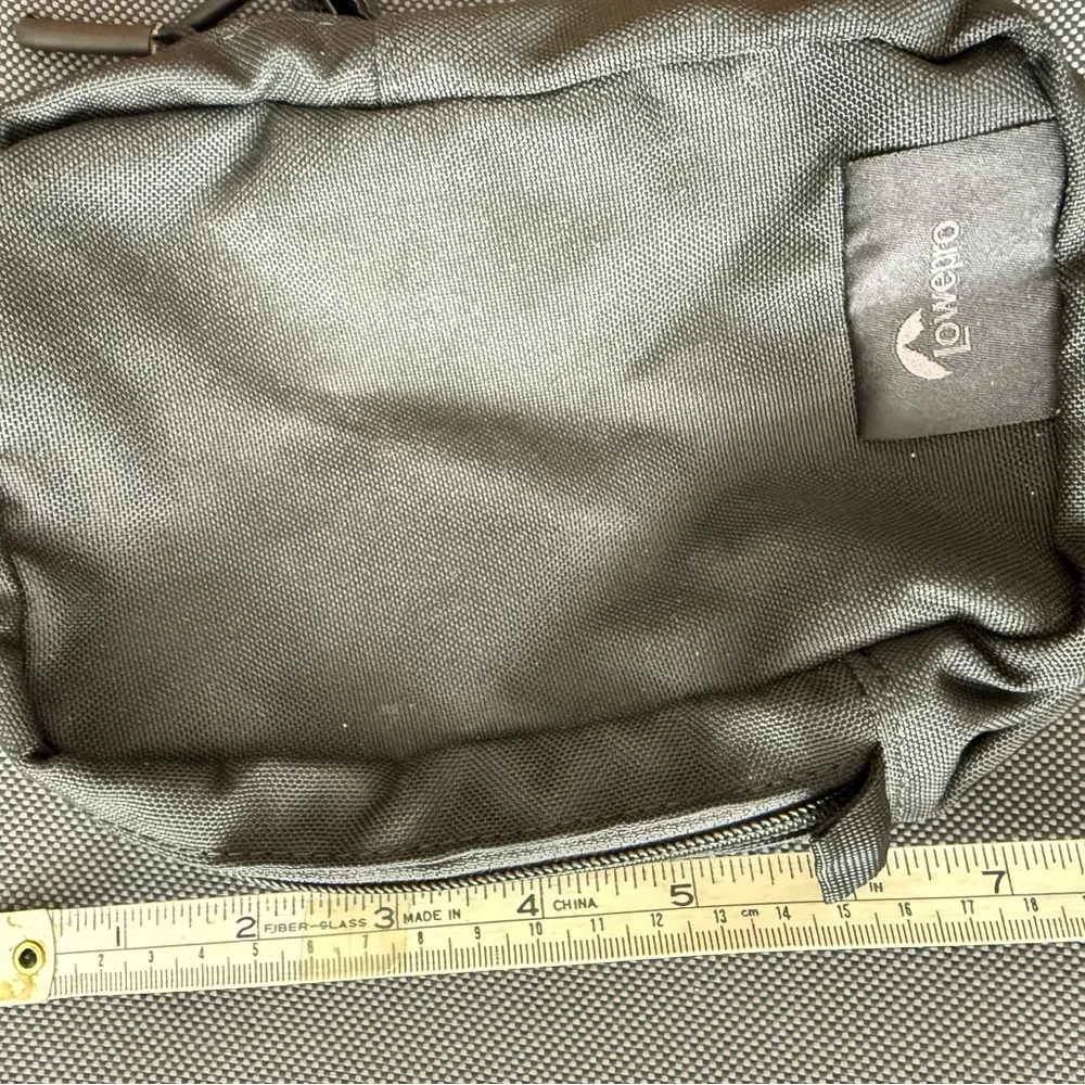 Lowepro Small Compact Canvas Camera Bag Belt Loop Zipper Front Pocket